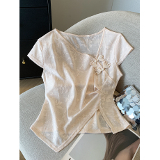 批发<b class='q'>中国风</b><b class='q'>女装</b>2026新款V领盘扣雪纺短袖衬衫不规则修身别致开叉上衣