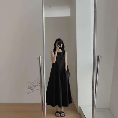 韩系设计感小众百褶无袖连衣裙女2023夏季新款韩版圆领小个子长裙