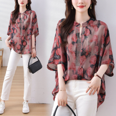 批发实拍2026夏季新款大码女装胖mm<b class='q'>衬衫</b>烫钻时尚减龄洋气宽松上衣小衫