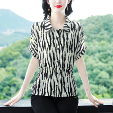 批发实拍 新款2026夏季妈妈装短袖翻领印花宽松显瘦修身大码上衣女