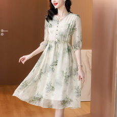 批发<b class='q'>真丝</b><b class='q'>连衣裙</b>奢华高端品牌2026中长新款夏季国际杭州桑蚕丝裙子