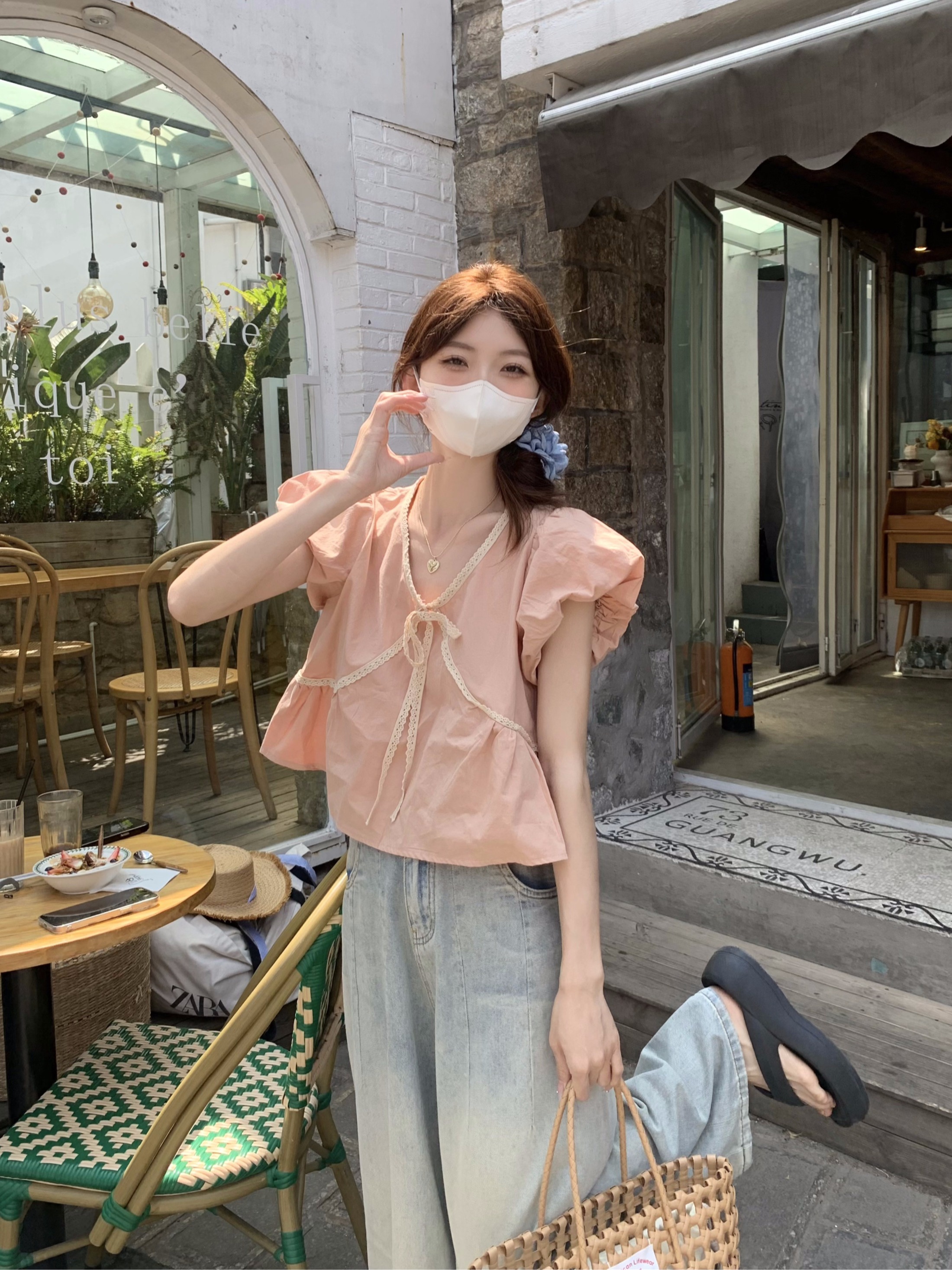 Actual shot and real price ~ 2024 summer Korean style retro temperament puff sleeve lace V-neck doll shirt shirt top