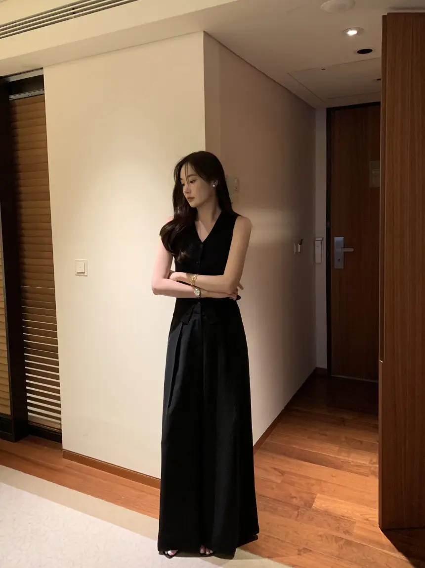 단색 단추 디테일 가디건 상세 이미지 51