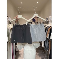 批发当季热销长期；高腰显瘦运动风防走光简约风A字半身裙<b class='q'>短裙</b>