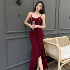 批发实拍轻奢小众设计感高级小洋装抹胸<b class='q'>拖</b><b class='q'>尾</b>长裙性感晚礼服