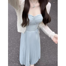 批发法式纯欲风性感无袖<b class='q'>百褶</b>吊带<b class='q'>连衣裙</b>女夏季高腰显瘦鱼骨气质中长裙