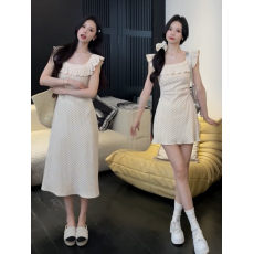 批发小飞袖荷叶边收腰波点<b class='q'>连衣裙</b>小个子温柔风修身显瘦设计感气质短裙