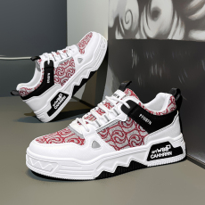 批发2024年夏季新款小白鞋设计百搭休闲潮鞋运动学生跑步<b class='q'>男鞋</b><b class='q'>韩版</b>潮鞋