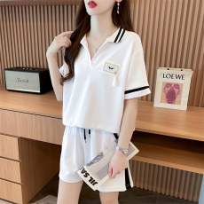 批发首发实拍抖音质量实价/后包领/宽松POLO领洋气撞色运动服两件套