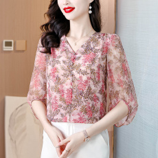 批发桑蚕丝粉色真丝衬衫泡泡袖夏季新款时尚碎花小衫<b class='q'>妈妈</b>雪纺上衣