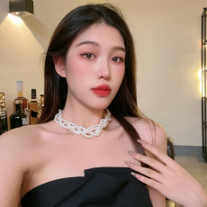 批发小香风多层叠戴巴洛克珍珠锁骨链轻奢小众高级感项链网红同款颈链
