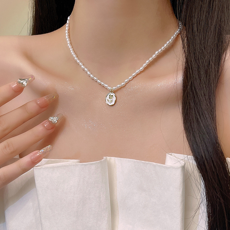 CX12796#最便宜饰品批发 法式复古珍珠项链女ins潮韩国高级设计感玫瑰花吊坠锁骨链