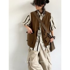 批发日系复古工装咖色无袖马甲男宽松休闲百搭慵懒无性别穿搭外套上衣