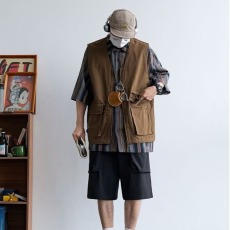 批发日系复古工装咖色无袖马甲男宽松休闲百搭慵懒无性别穿搭外套上衣