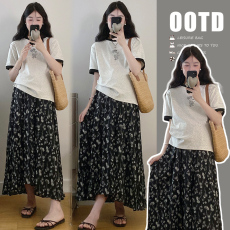 批发夏季新款<b class='q'>米奇</b>印花短袖T恤+百搭碎花半身裙<b class='q'>套装</b>