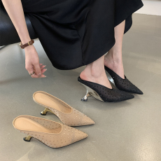 批发米庭小众设计水钻包头拖2026春<b class='q'>夏</b>新款透气镂空尖头细跟网纱凉半拖