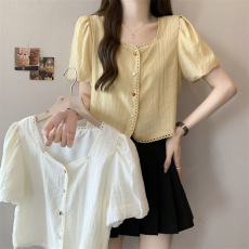 批发实拍~大码胖MM法式高级感甜美方领<b class='q'>短袖</b>衬衫女2026遮肉洋气上衣