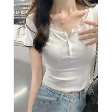 批发蕾丝花边修身纯欲短袖T恤女设计感夏季半开领正肩bm短款露脐上衣