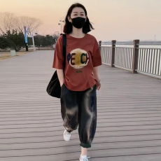 批发时尚文艺字母印花短袖套装女2026夏款大码圆领<b class='q'>T</b>恤上衣+复古牛仔<b class='q'>裤</b>