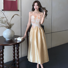 批发富贵古典优雅端庄大气遮胯吊带<b class='q'>连衣裙</b>