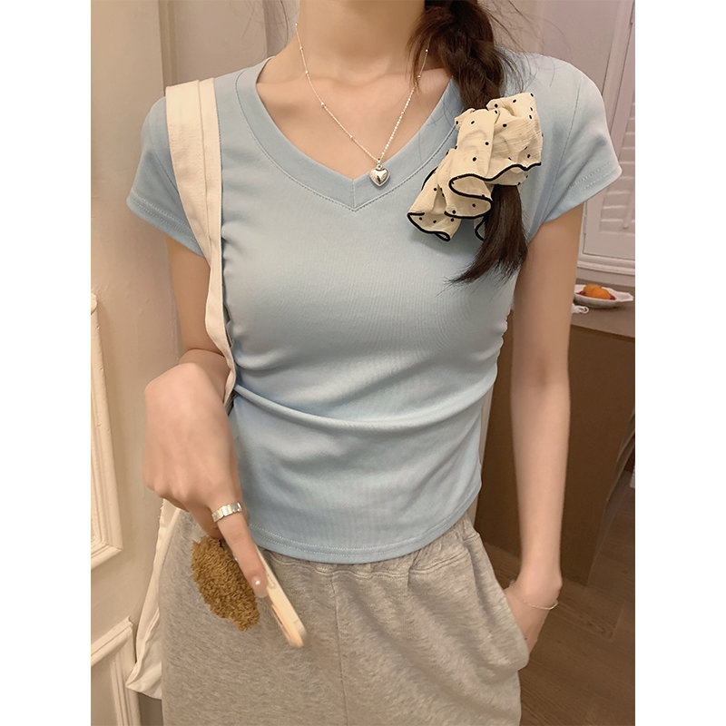 Already shipped blue v-neck short-sleeved shoulder T-shirt for women summer design pinch waist tight chic sweet and spicy short top