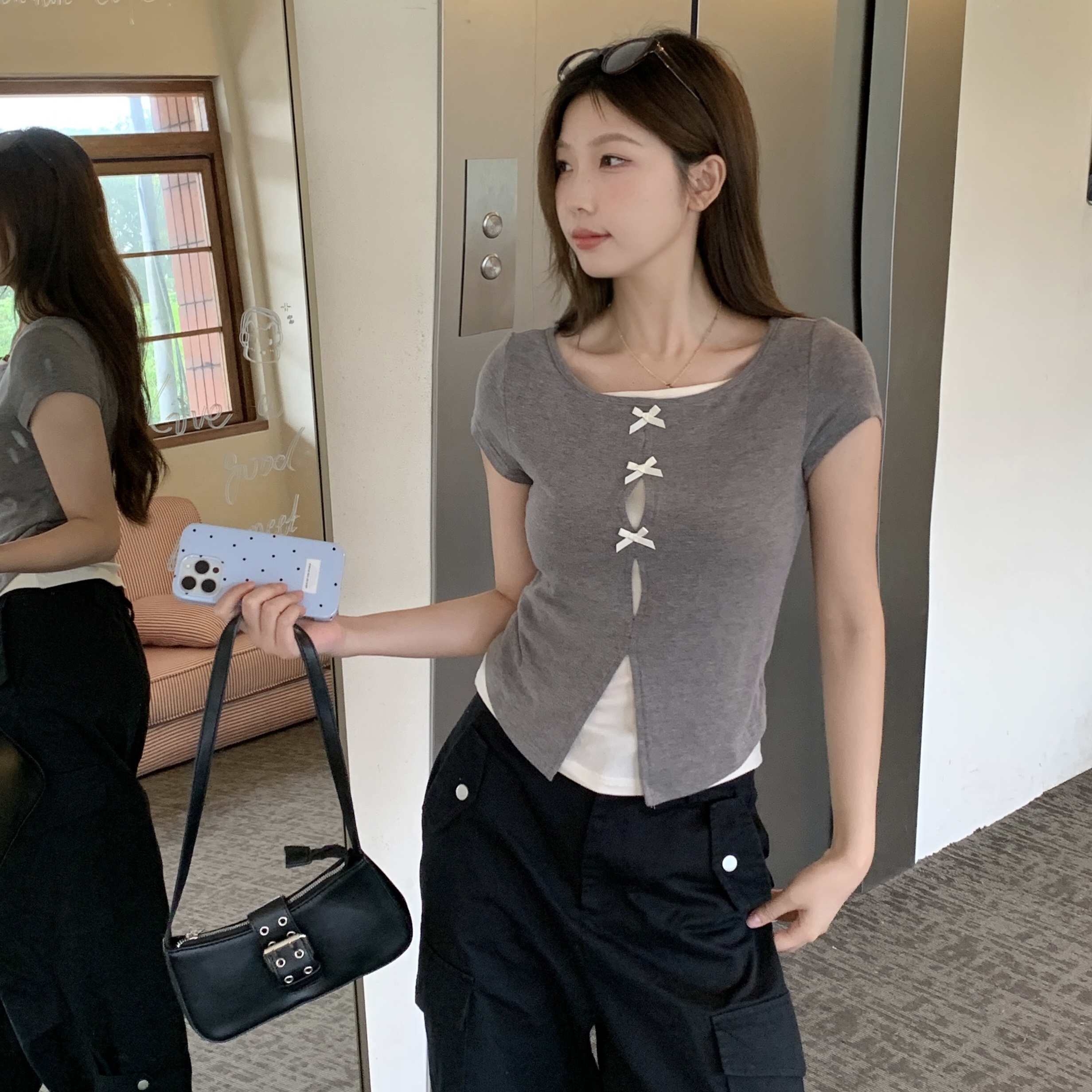Plus size women's bow design niche right shoulder short sleeve t-shirt summer new fake two-piece short top