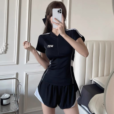 批发运动款泳衣女士两件套分体保守平角裤韩国小清风学生泡温泉游泳装