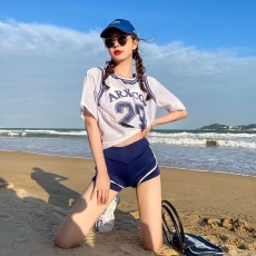 批发夏显瘦泳衣女保守宽松运动遮肚分体三件套学生小清新防晒罩游泳衣