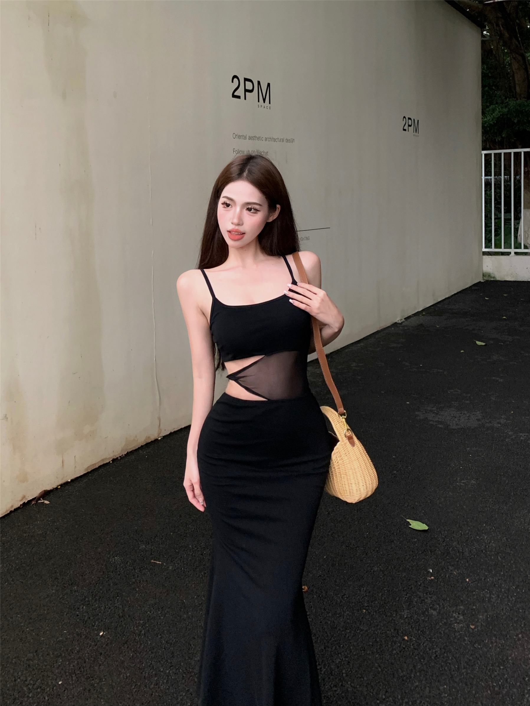 Real shot!  Temperament mesh stitching hollow suspender dress summer design black high waist pure desire long skirt