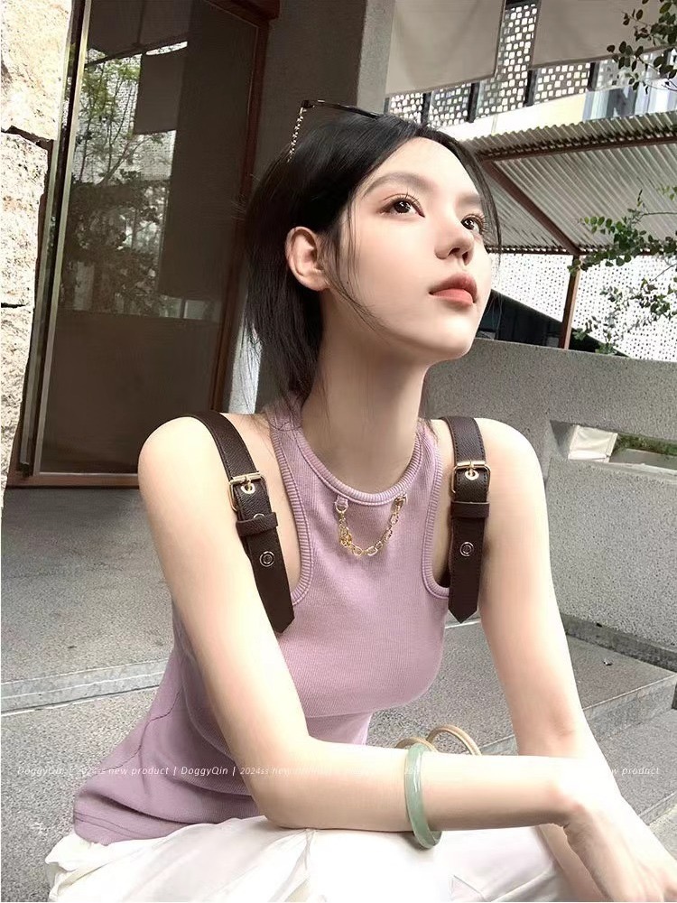 DoggyQin 老钱背心/皮扣设计针织背心外穿女夏季修身打底无袖上衣