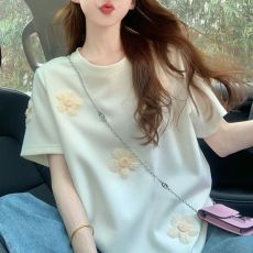 批发21支210g精梳纯棉夏季立体<b class='q'>花朵</b>短袖纯棉<b class='q'>t</b><b class='q'>恤</b>女大码设计感减龄上衣