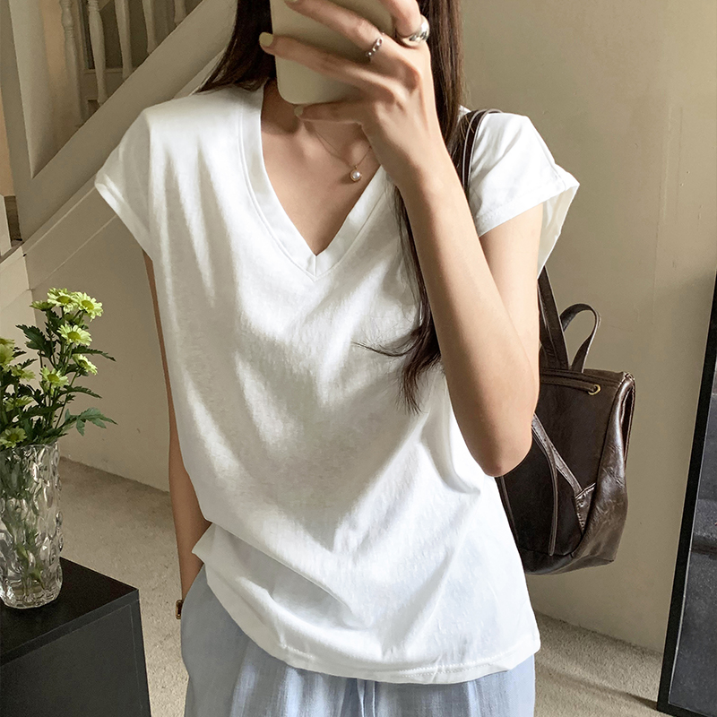 Real photos of summer Hong Kong style fashionable dropped shoulder sleeves and shoulder pads V-neck cool cotton short-sleeved T-shirt ins loose slimming top