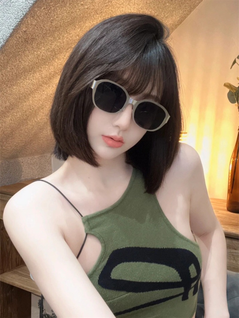 設計感不規則綁帶吊帶女夏季新款露腰性感純欲風修身上衣