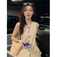 批发夏季新款法式<b class='q'>职业</b>小香风轻熟复古马甲背心上衣阔腿短裤两件<b class='q'>套装</b>女