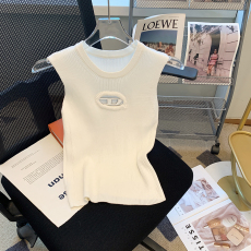 批发实拍金属标性感针织<b class='q'>吊带</b><b class='q'>背心</b>女美式辣妹修身性感气质时髦上衣