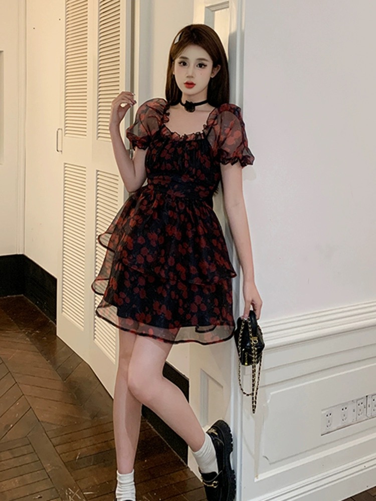 Tea break French floral suspender dress for women summer waist slimming back bow tie puffy princess dress