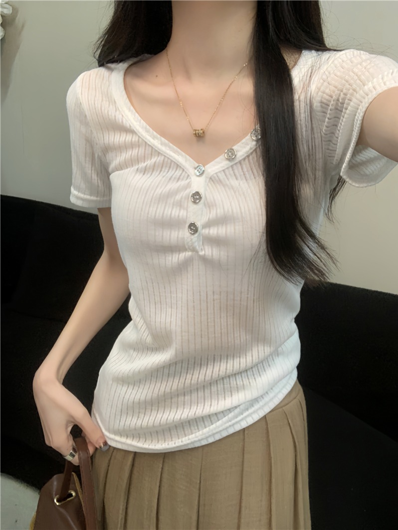 實拍 真 夏季修身氣質v領紐扣設計感短袖T恤上衣女