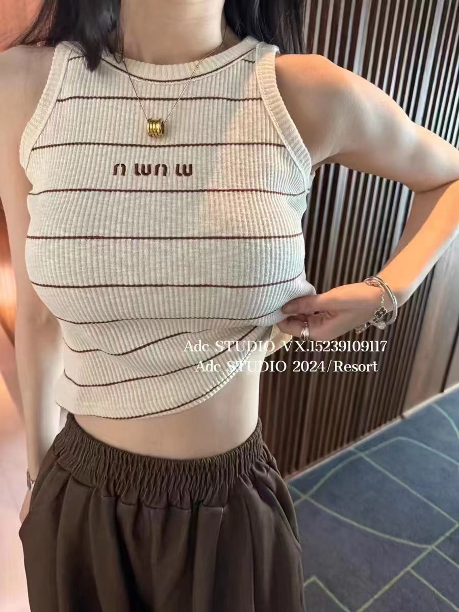 Women's 2024 Spring New Korean Style Letter Embroidery Striped Blouse, Stylish, Fitted, Slimming, Beautiful Back Short Top