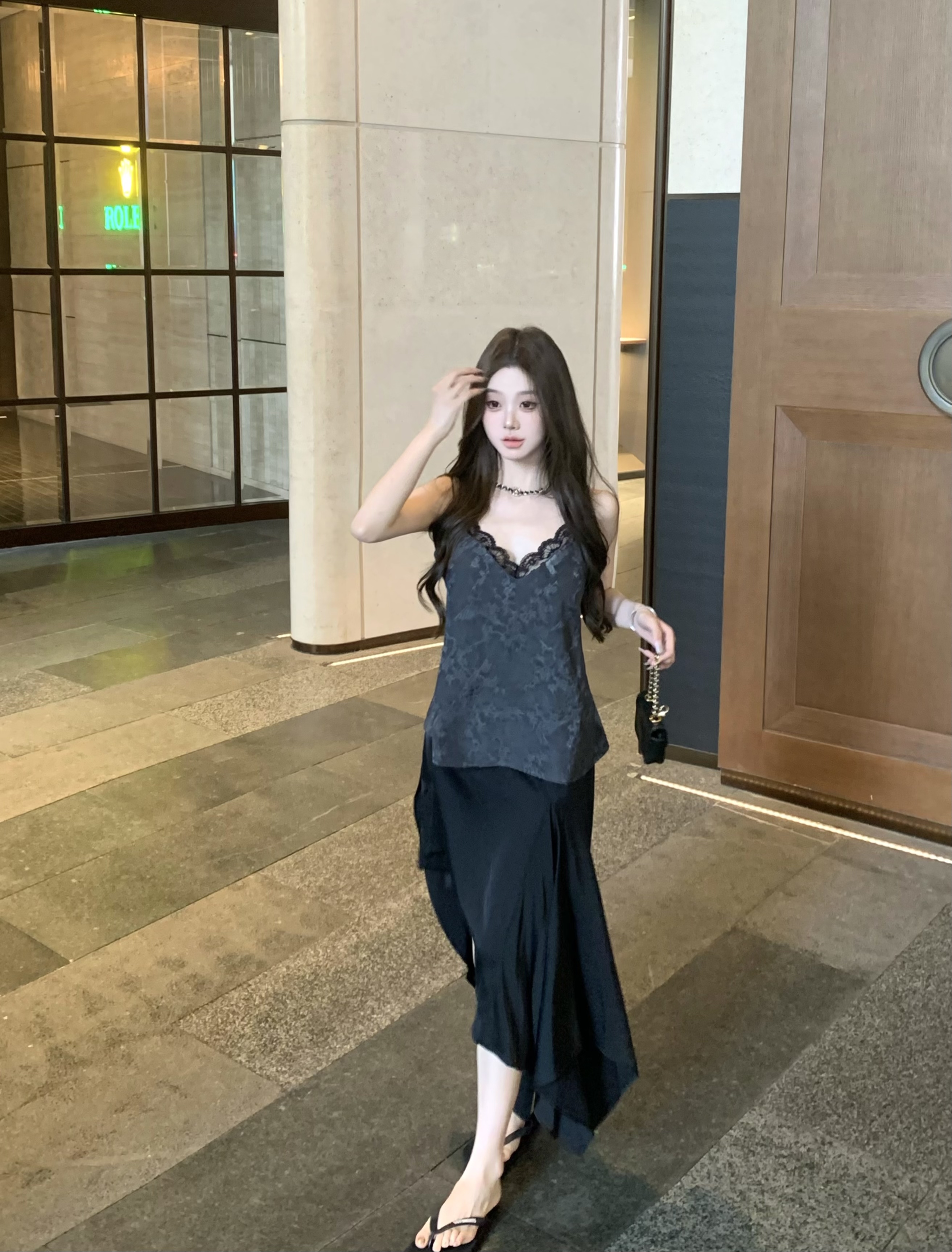 炒色蕾絲拼接吊帶設計女純欲小性感上衣