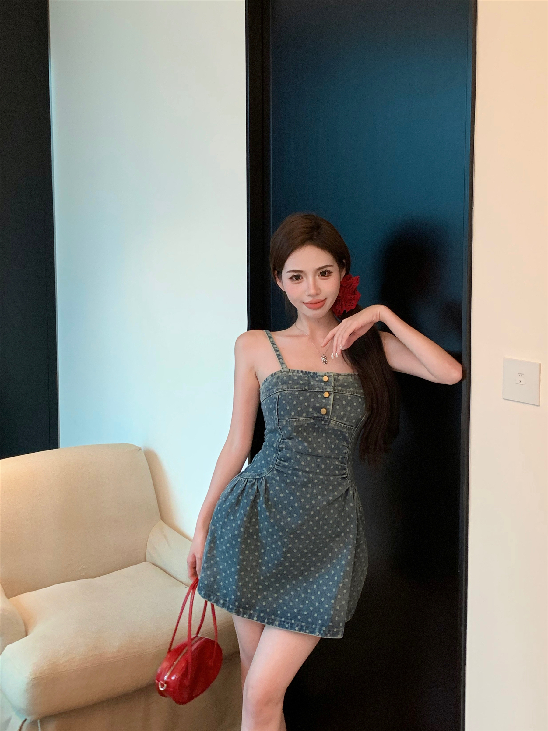 FA36193# 甜辣波点牛仔吊带裙女设计感收腰显瘦A字短裙连衣裙  服裝批發女裝批發服飾貨源