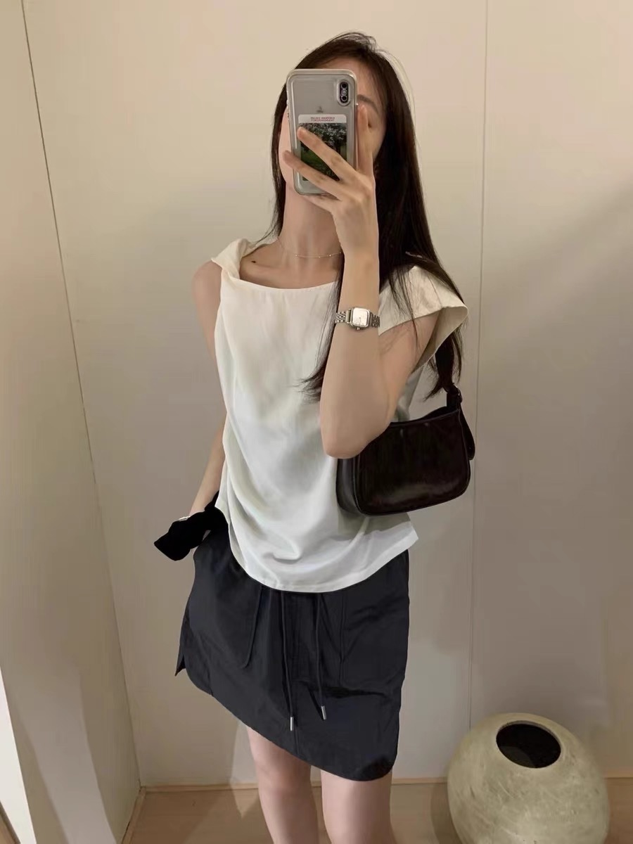 Designed irregular shoulder kink vest for women summer new pleated waist temperament shirt all-match tops