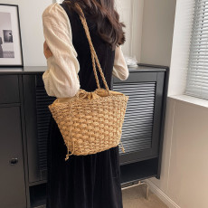 批发小众设计包包女2025新款夏季时尚单肩女包草编编织水桶包百搭ins