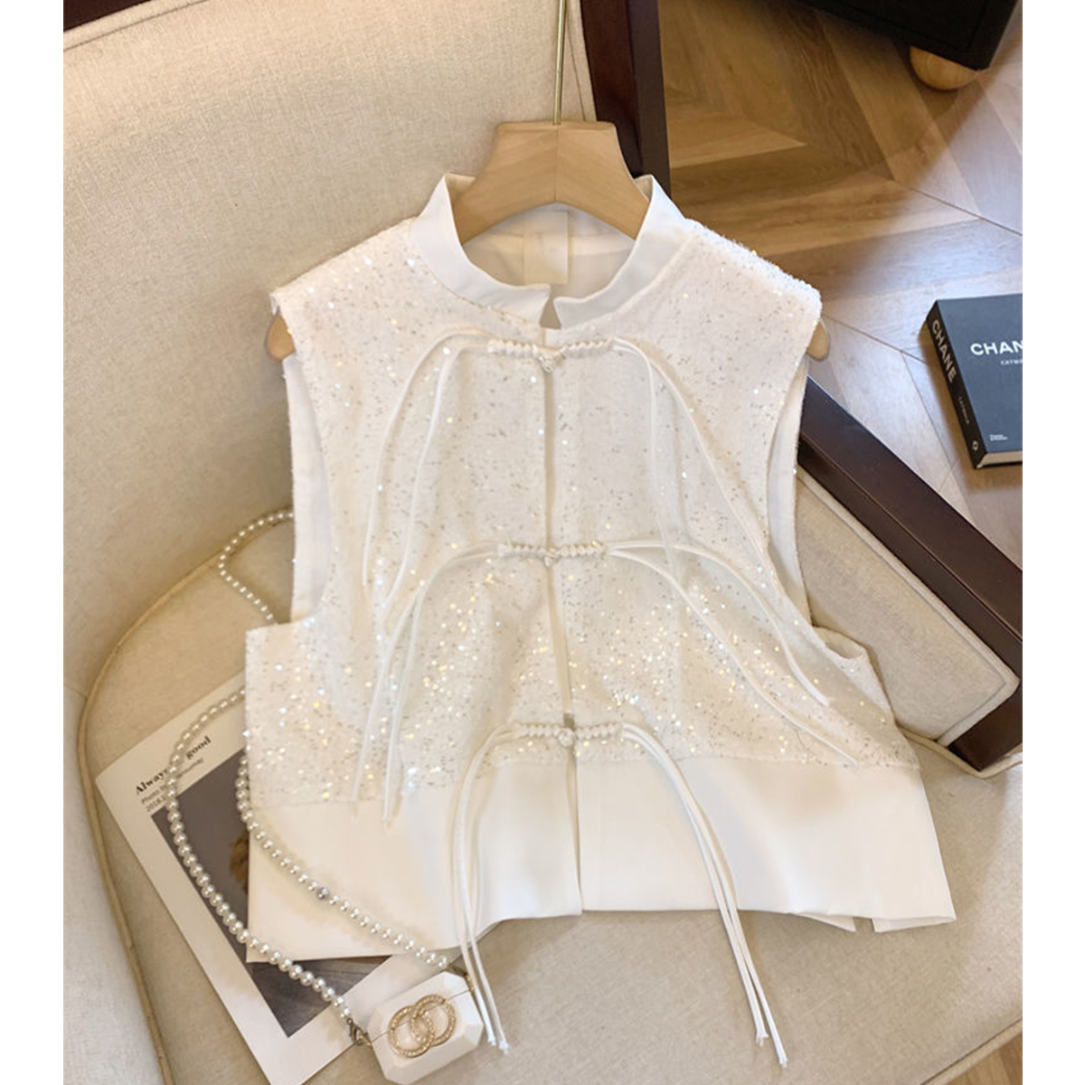 Quality Inspection Official Picture Summer New Style National Style Heavy Industry Disc Button Sequined Vest Light Luxurious and Western Style Sleeveless Vest Jacket Women's Clothing