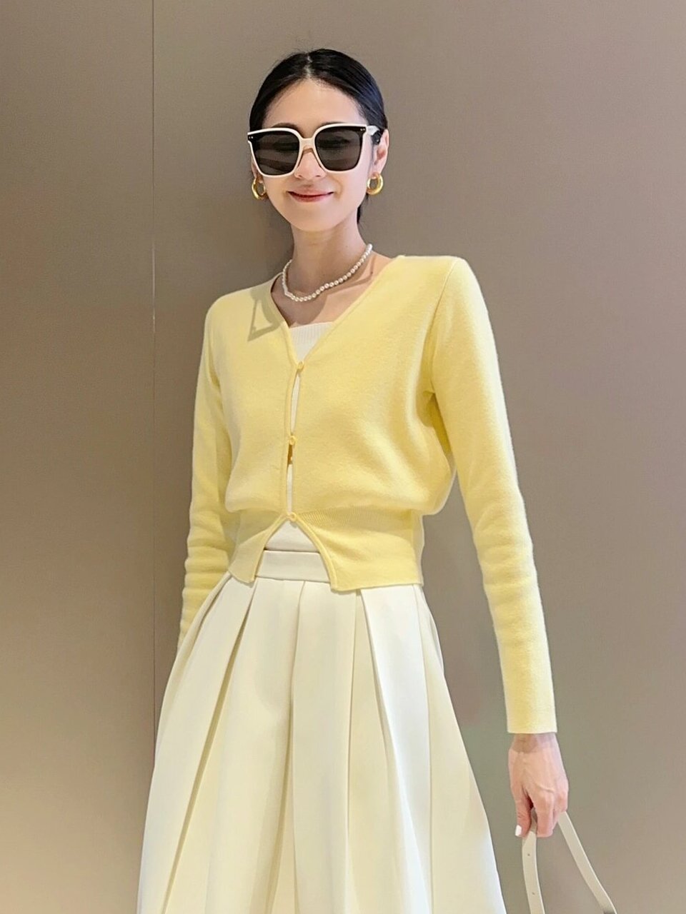 Creamy yellow knitted cardigan for women 2024 early spring new slim fit versatile thin simple short sweater jacket