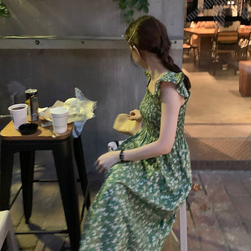 Fresh and sweet green floral suspender dress for women summer pleated lace-up waist A-line skirt forest long skirt