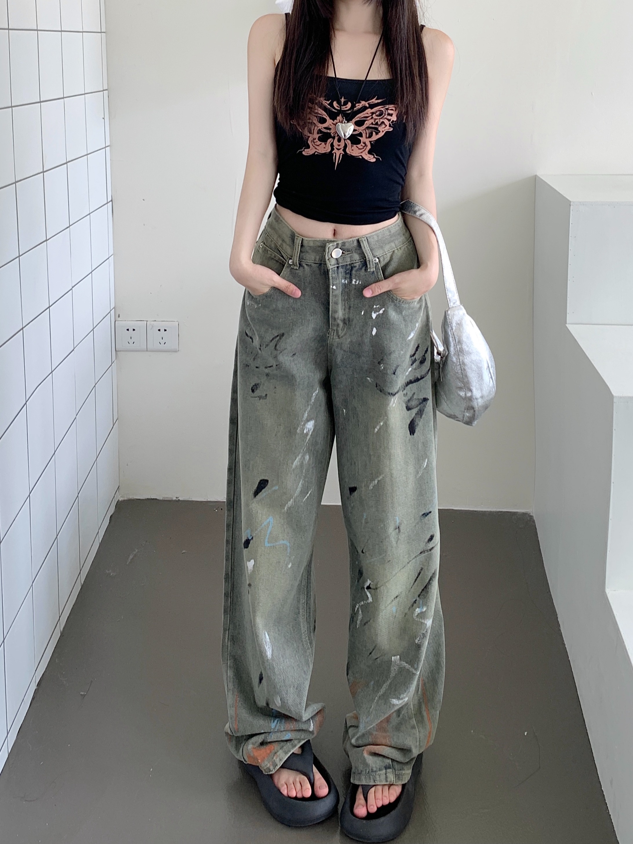 Real shot ~ Paris style graffiti hand-painted destroyed loose denim unisex floor mopping pants