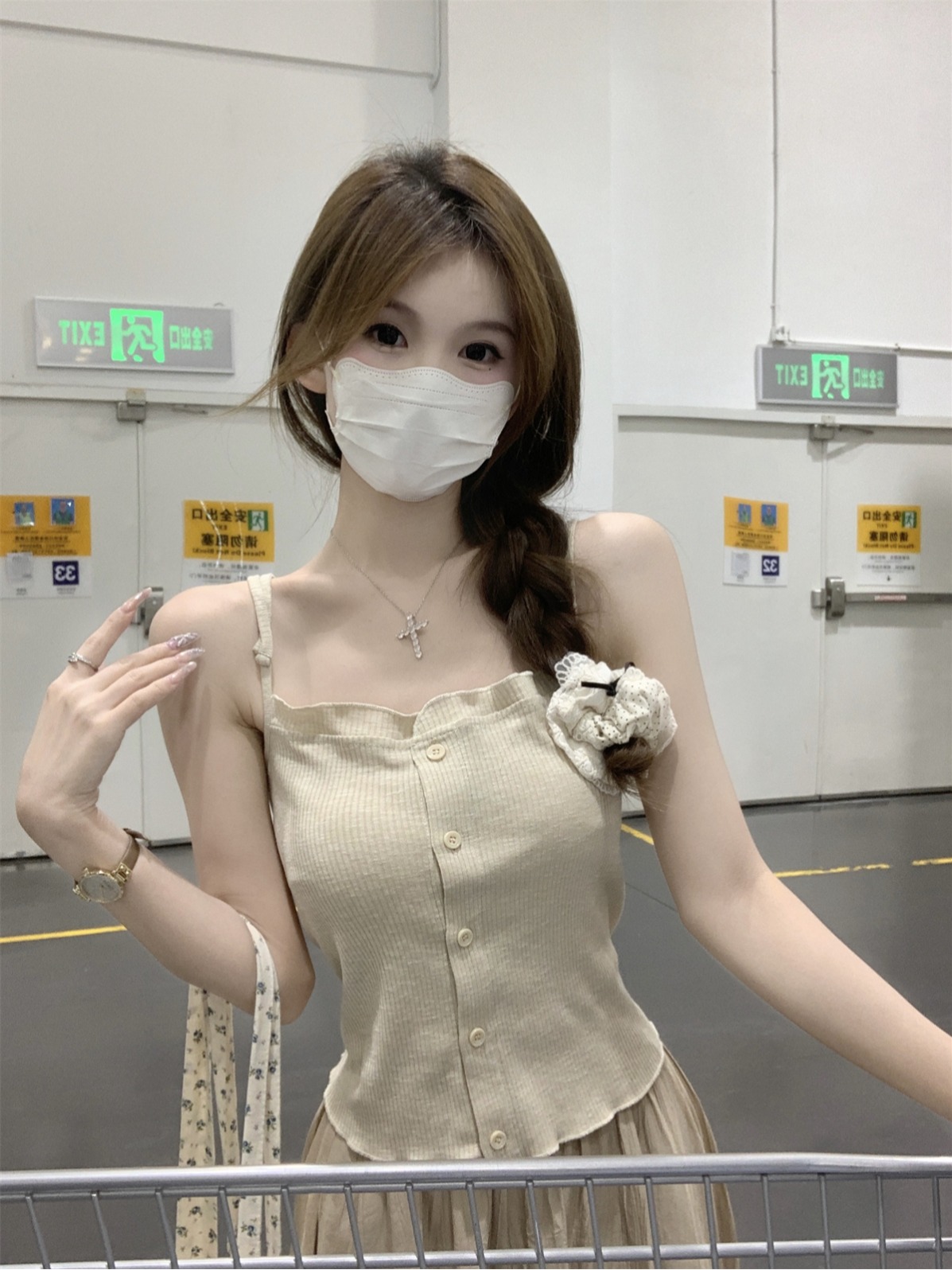 實拍 夏季韓版方領單排扣木耳邊甜美可調節吊帶打底背心上衣