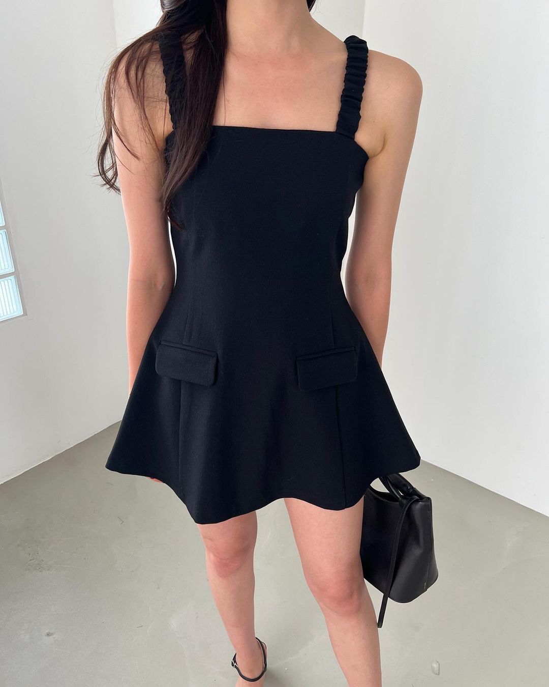 Sleeveless strapless simple dress