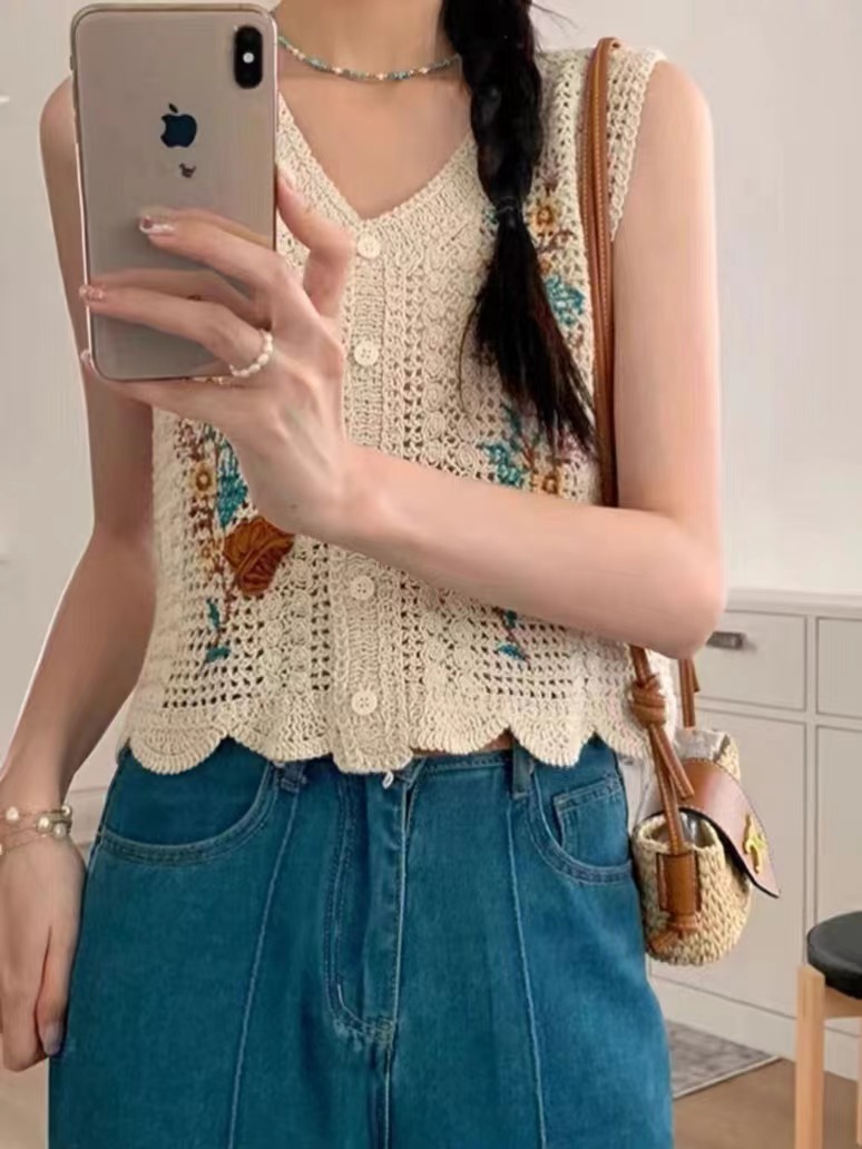 Summer new style French heavy-duty jacquard sleeveless vest retro slimming hollow knitted vest top for women