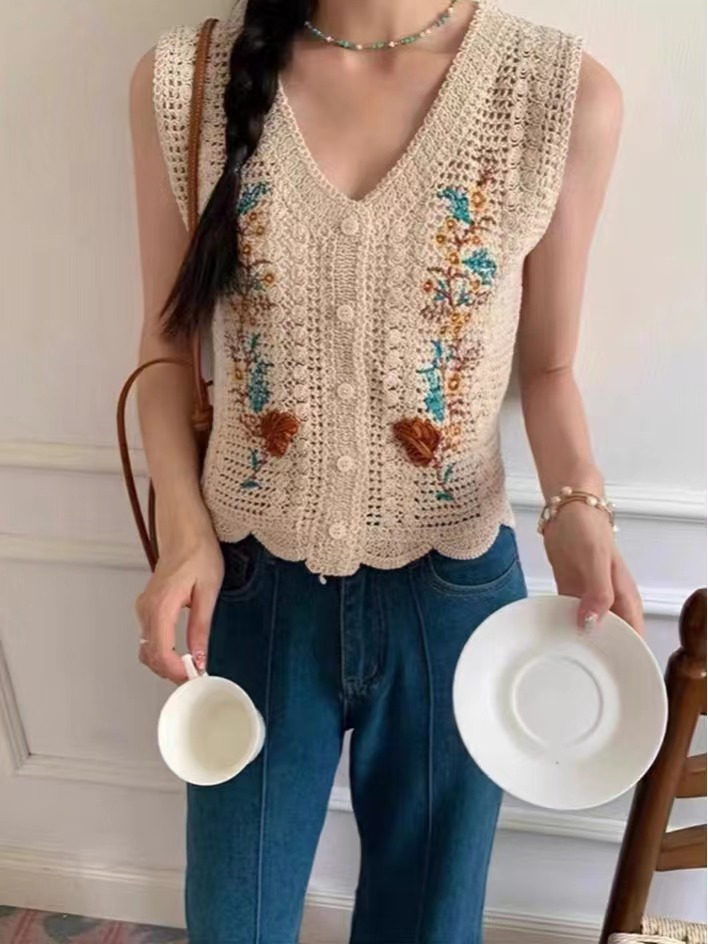 Summer new style French heavy-duty jacquard sleeveless vest retro slimming hollow knitted vest top for women